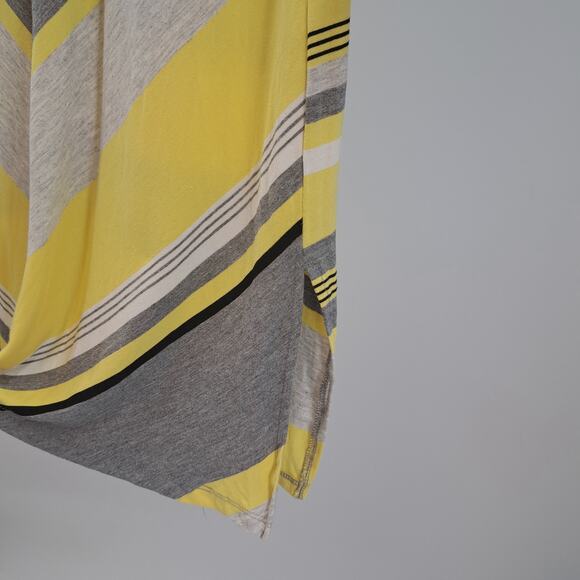 Chico's Zenergy Mini Dress 2 L Chevron Stripe 3/4 Sleeve V-Neck Knit Yellow Gray - Picture 5 of 8